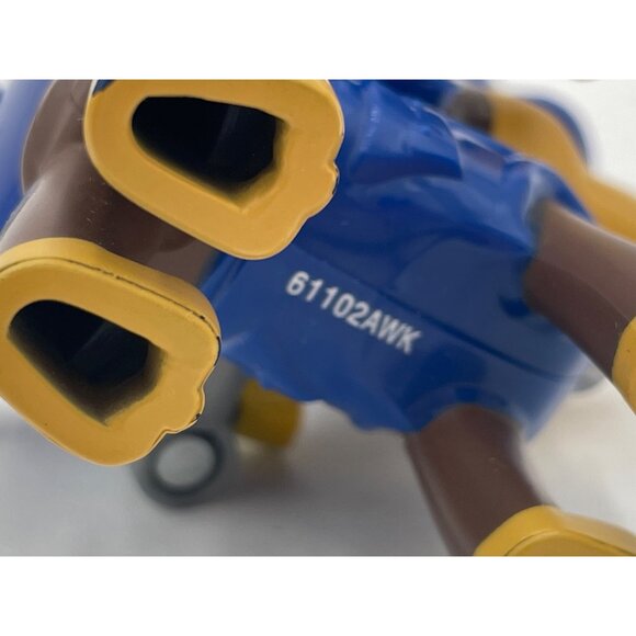 Paw Patrol Chase Action Figure Backpack Toy Dog - Picture 6 of 7